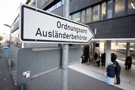 Ausländerbehörde